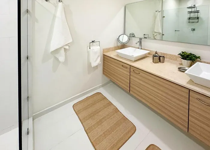 Apartment Spacious And Bright 3-bedroom In Roma Norte Mexiko-Stadt